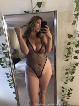 OnlyFans - Marie /  @lakshmishiddentreasures Scene 106 — photo 20 of 20