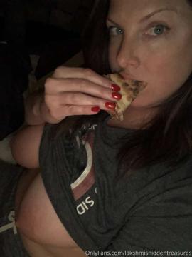OnlyFans - Marie /  @lakshmishiddentreasures Scene 229 — photo 3 of 20