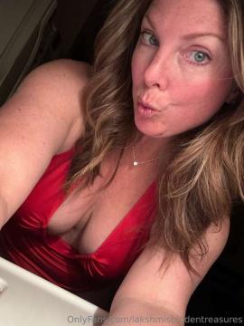 OnlyFans - Marie /  @lakshmishiddentreasures Scene 328