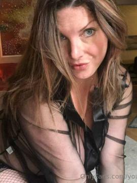 OnlyFans - Marie /  @lakshmishiddentreasures Scene 385 — photo 12 of 20