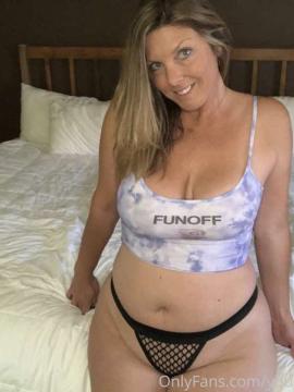 OnlyFans - Marie /  @lakshmishiddentreasures Scene 396 — photo 8 of 20