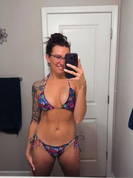 OnlyFans - Riley Jade / @rileyjadeadams Scene 2 — photo 17 of 20