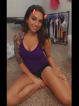OnlyFans - Riley Jade / @rileyjadeadams Scene 9 — photo 1 of 20