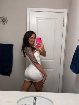 OnlyFans - Riley Jade / @rileyjadeadams Scene 10 — photo 7 of 20