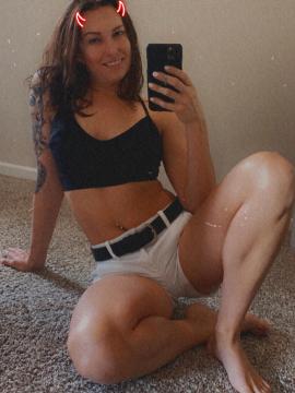 OnlyFans - Riley Jade / @rileyjadeadams Scene 11 — photo 7 of 20