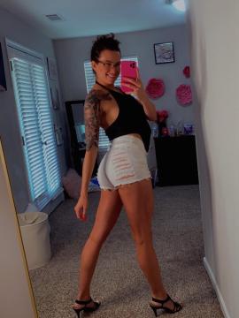 OnlyFans - Riley Jade / @rileyjadeadams Scene 11 — photo 14 of 20