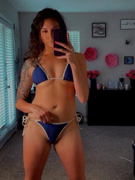OnlyFans - Riley Jade / @rileyjadeadams Scene 85 — photo 2 of 20