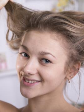 CHARMING GIRL — photo 9 of 20