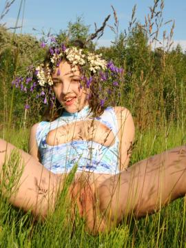 FLOWERING — photo 12 of 20