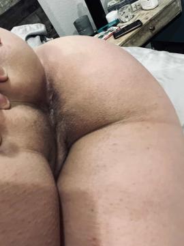 OnlyFans - That Christian Mom / @Vivi_Lane Scene 1 — photo 15 of 20