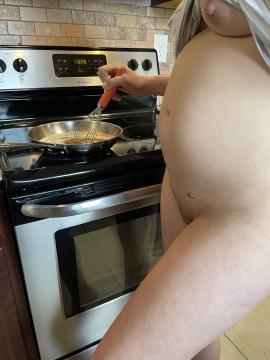 OnlyFans - That Christian Mom / @Vivi_Lane Scene 13 — photo 13 of 20
