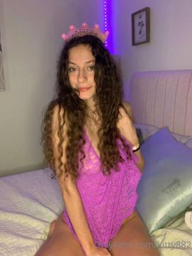 OnlyFans - Alicia / @kitty882 Scene 10 — photo 14 of 20