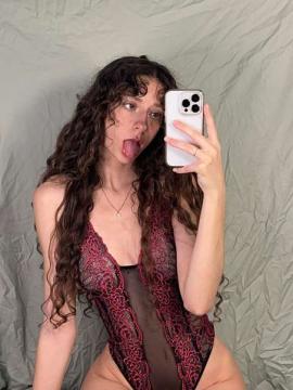 OnlyFans - Alicia / @kitty882 Scene 20 — photo 18 of 20