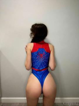 OnlyFans - Alicia / @kitty882 Scene 23 — photo 6 of 20
