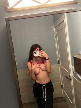 OnlyFans - Alicia / @kitty882 Scene 87 — photo 20 of 20