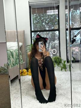OnlyFans - Alicia / @kitty882 Scene 104 — photo 1 of 20