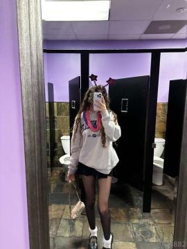 OnlyFans - Alicia / @kitty882 Scene 126 — photo 16 of 20