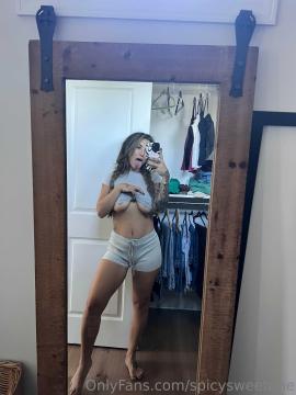 OnlyFans - Spicysweetone / @Spicysweetone Scene 3 — photo 5 of 20