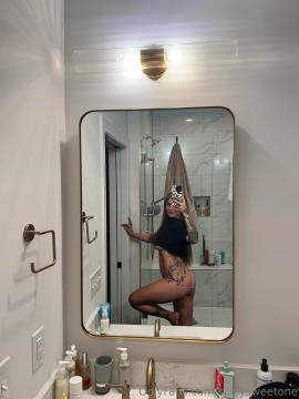 OnlyFans - Spicysweetone / @Spicysweetone Scene 11 — photo 14 of 20