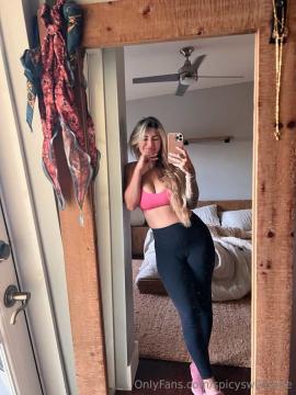OnlyFans - Spicysweetone / @Spicysweetone Scene 16 — photo 17 of 20