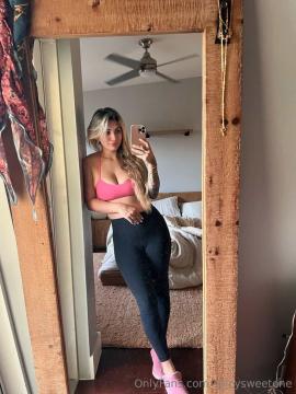 OnlyFans - Spicysweetone / @Spicysweetone Scene 16 — photo 18 of 20