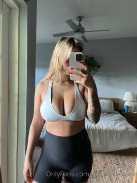 OnlyFans - Spicysweetone / @Spicysweetone Scene 17 — photo 4 of 20