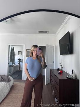 OnlyFans - Spicysweetone / @Spicysweetone Scene 19 — photo 20 of 20