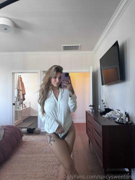 OnlyFans - Spicysweetone / @Spicysweetone Scene 24 — photo 2 of 20