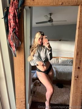 OnlyFans - Spicysweetone / @Spicysweetone Scene 28