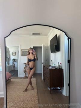 OnlyFans - Spicysweetone / @Spicysweetone Scene 32 — photo 20 of 20