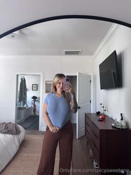 OnlyFans - Spicysweetone / @Spicysweetone Scene 36 — photo 12 of 20