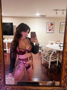 OnlyFans - Spicysweetone / @Spicysweetone Scene 38 — photo 18 of 20