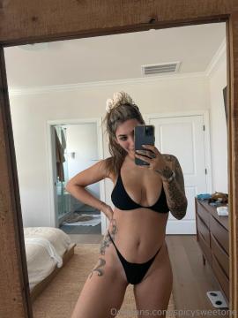 OnlyFans - Spicysweetone / @Spicysweetone Scene 40 — photo 3 of 20