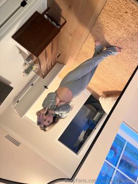 OnlyFans - Spicysweetone / @Spicysweetone Scene 49 — photo 15 of 20