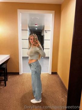 OnlyFans - Spicysweetone / @Spicysweetone Scene 62 — photo 4 of 20