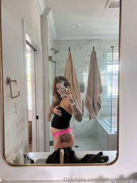 OnlyFans - Spicysweetone / @Spicysweetone Scene 62 — photo 20 of 20