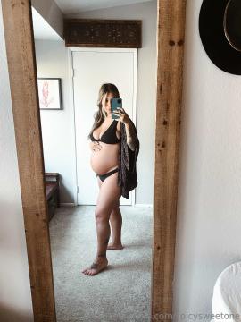 OnlyFans - Spicysweetone / @Spicysweetone Scene 64 — photo 5 of 20
