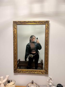 OnlyFans - Spicysweetone / @Spicysweetone Scene 64 — photo 7 of 20