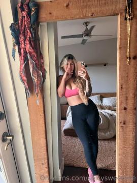 OnlyFans - Spicysweetone / @Spicysweetone Scene 88 — photo 15 of 20