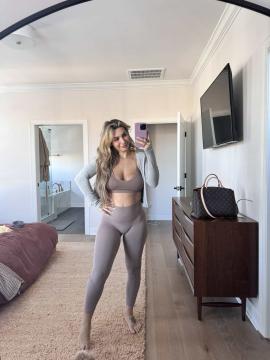 OnlyFans - Spicysweetone / @Spicysweetone Scene 102 — photo 2 of 20