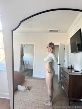 OnlyFans - Spicysweetone / @Spicysweetone Scene 102 — photo 5 of 20