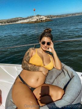 OnlyFans - Spicysweetone / @Spicysweetone Scene 107 — photo 3 of 20