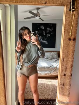 OnlyFans - Spicysweetone / @Spicysweetone Scene 121 — photo 15 of 20