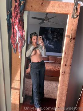 OnlyFans - Spicysweetone / @Spicysweetone Scene 130 — photo 16 of 20