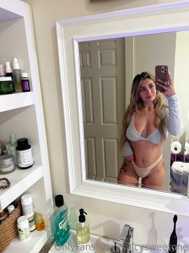 OnlyFans - Spicysweetone / @Spicysweetone Scene 137 — photo 10 of 20