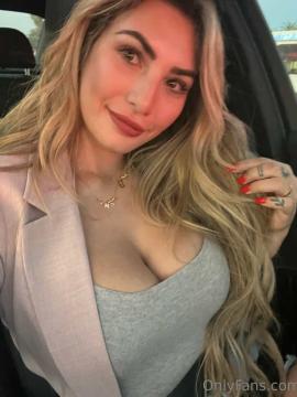 OnlyFans - Spicysweetone / @Spicysweetone Scene 149 — photo 7 of 20
