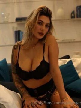 OnlyFans - Spicysweetone / @Spicysweetone Scene 150 — photo 6 of 20