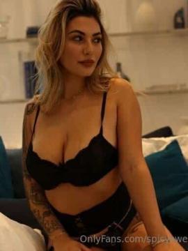OnlyFans - Spicysweetone / @Spicysweetone Scene 151 — photo 2 of 20