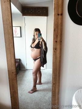 OnlyFans - Spicysweetone / @Spicysweetone Scene 157 — photo 1 of 20