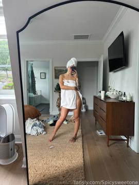OnlyFans - Spicysweetone / @Spicysweetone Scene 173 — photo 8 of 20